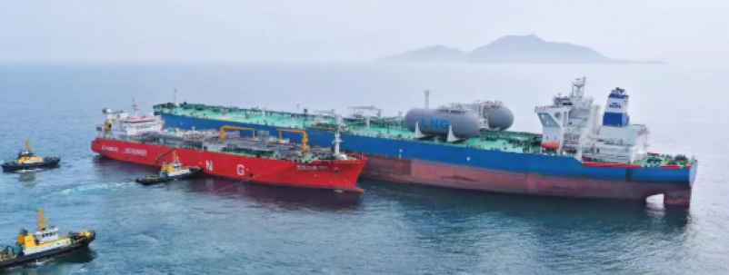 中海石油气电集团首次在香港锚地实现LNG加注